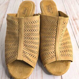 CLEARANCE • Croft & Barrow • SlipOn Wedge Sandals • Size 7.5M